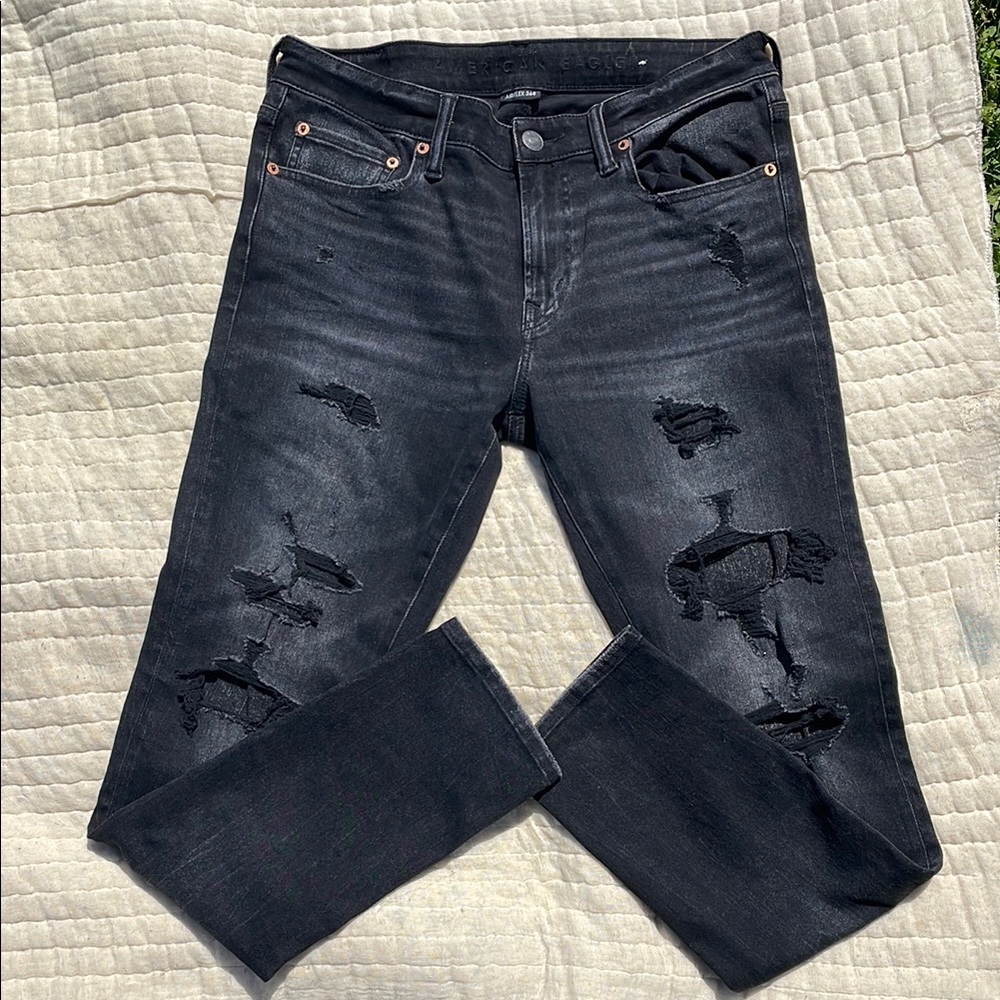 American Eagle Men's Black Distressed Jeans